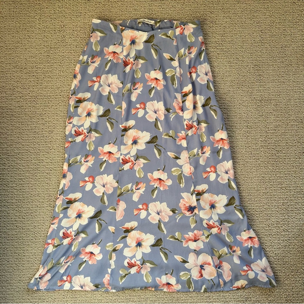 Abercrombie & Fitch Floral Midi Skirt